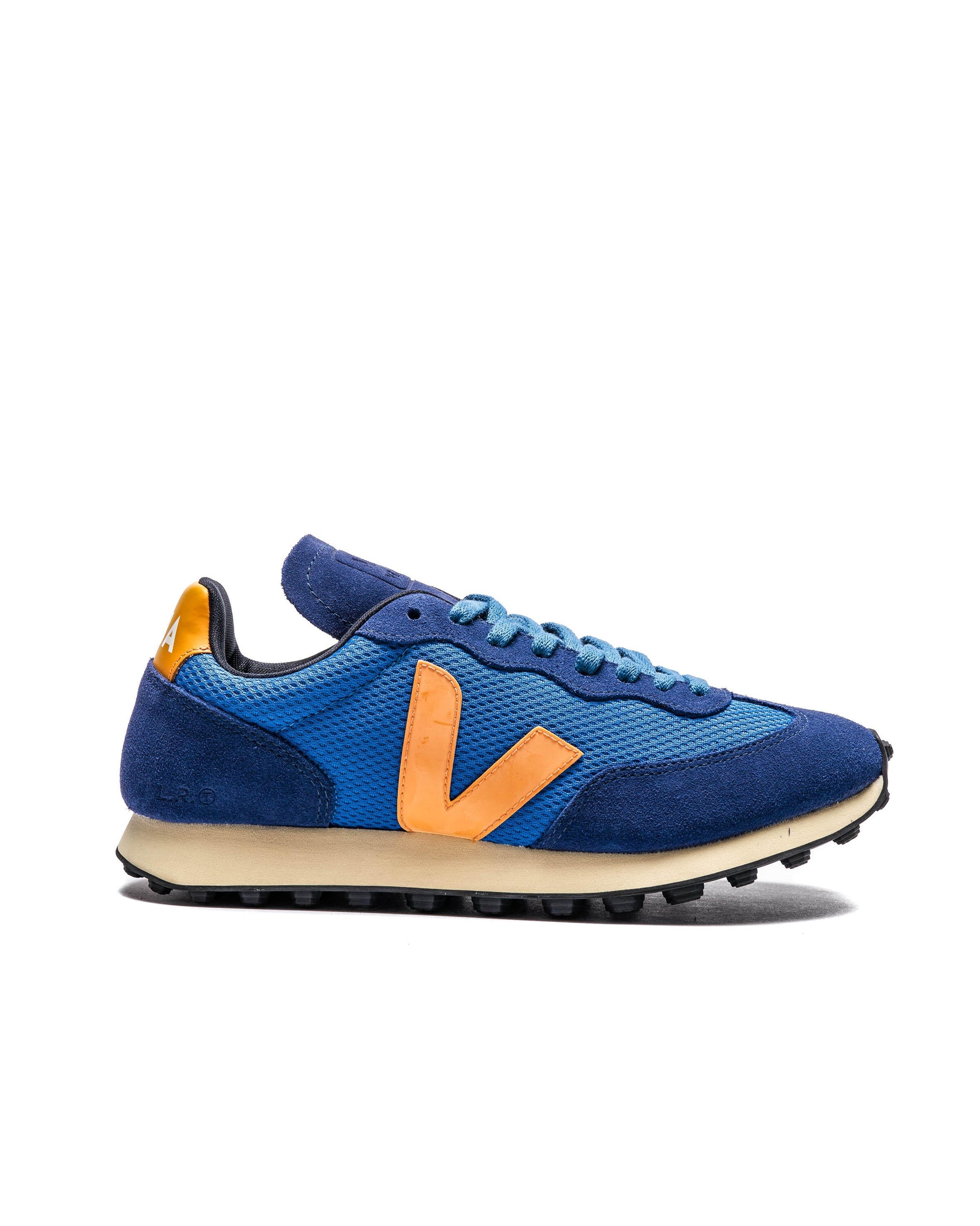Exclusive Veja Rio Branco — 4 — Front View
