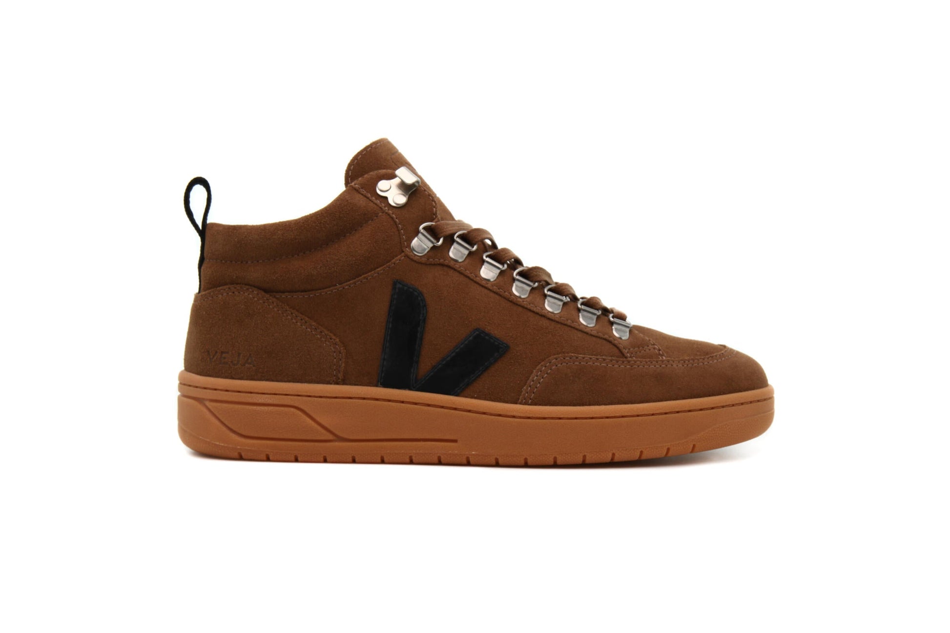 Exclusive Veja RORAIMA "BROWN" — 4 — Front View