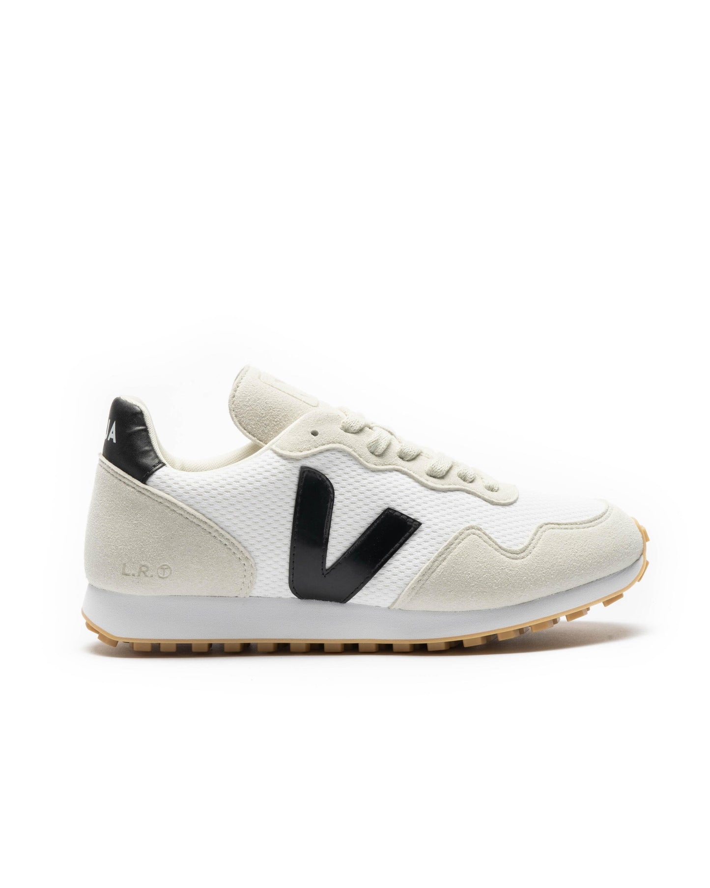 Exclusive Veja SDU — 4 — Front View