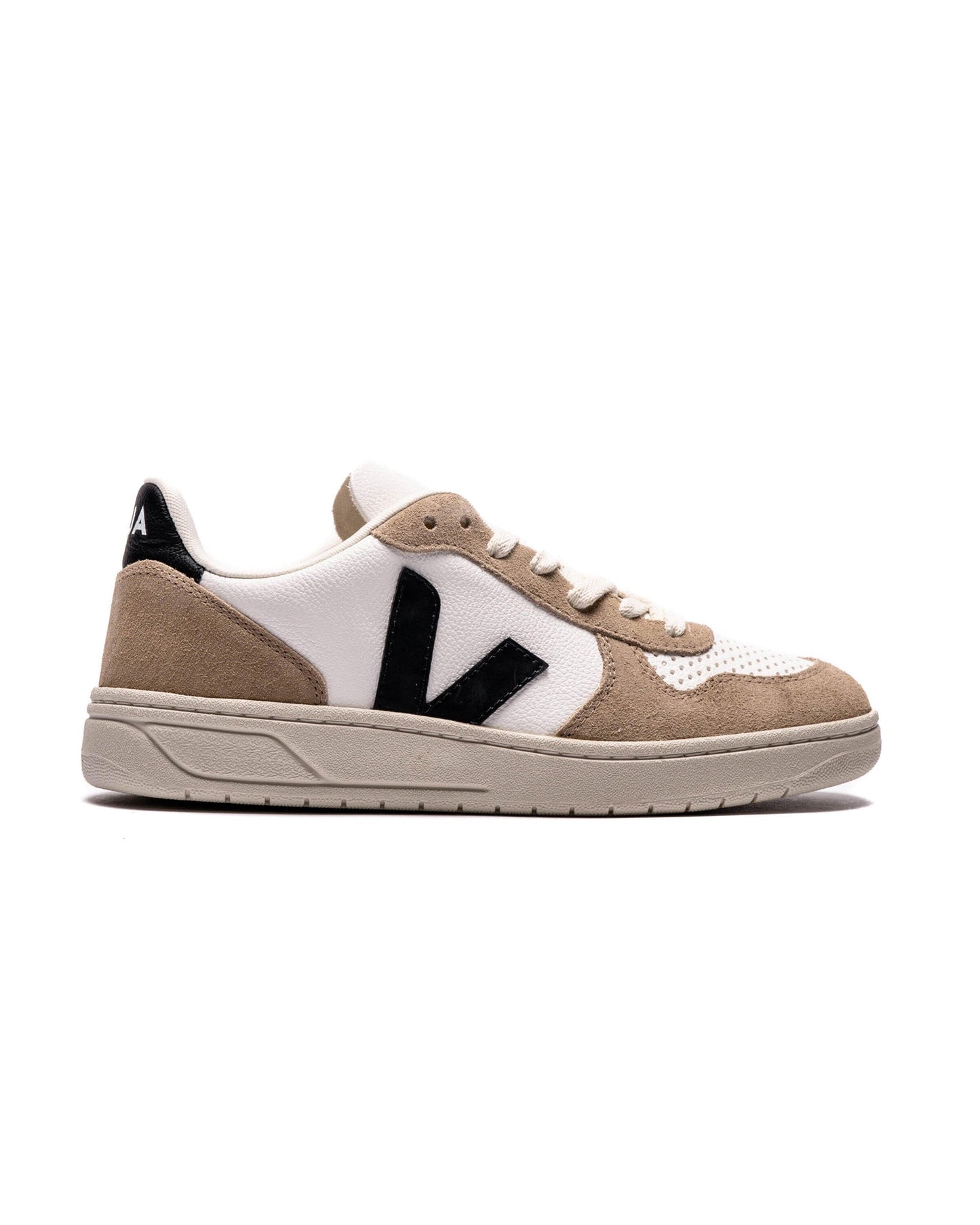 Exclusive Veja V-10 Chromefree — 4 — Front View