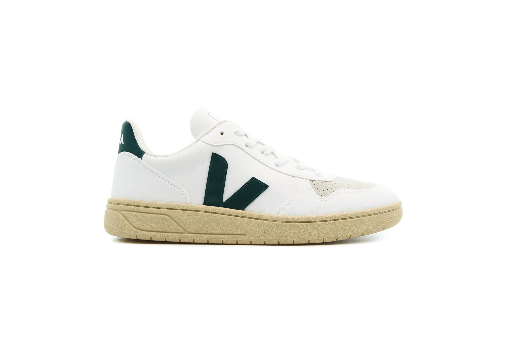 Exclusive Veja V-10 — 4 — Front View