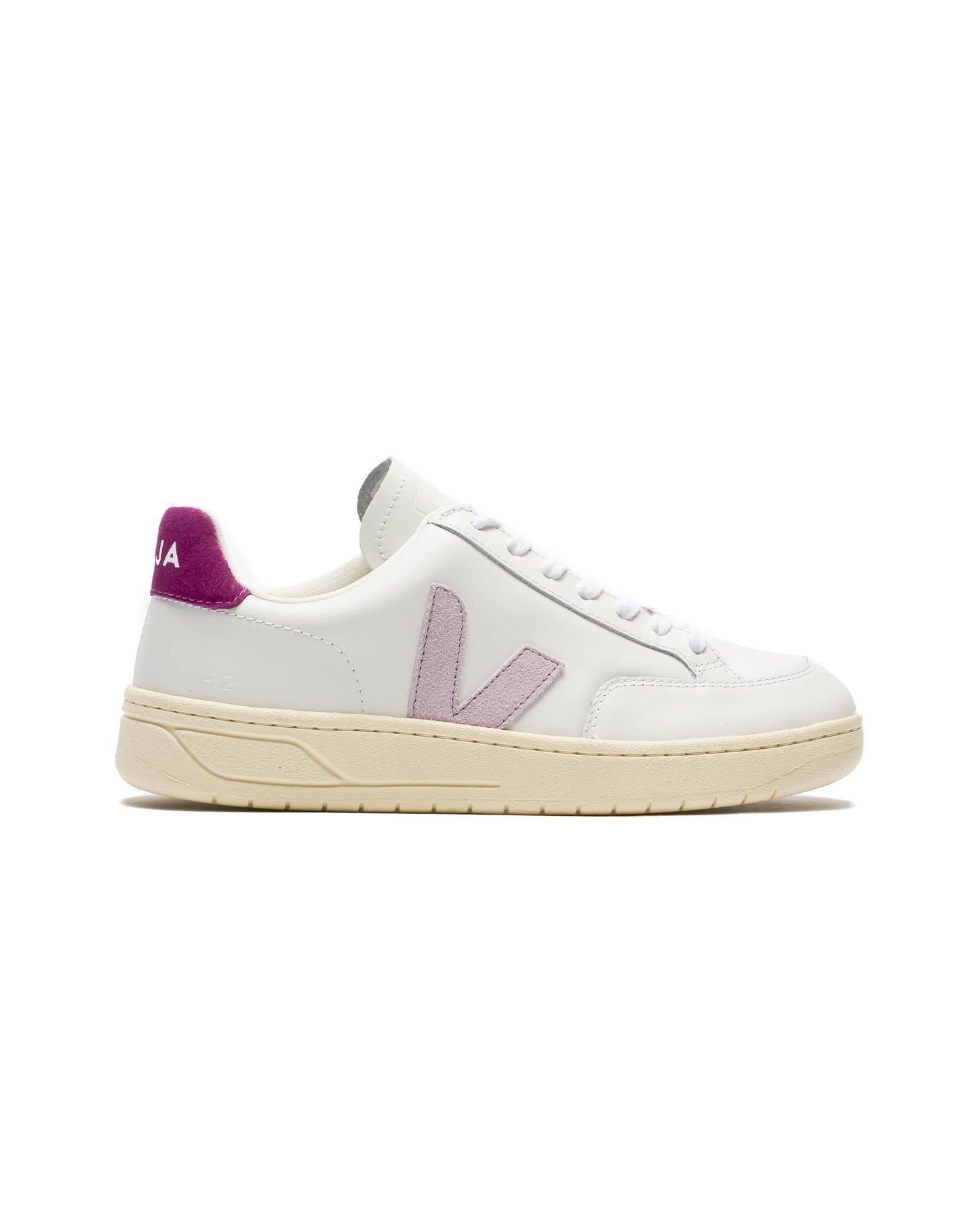 Exclusive Veja WMNS V-12 — 4 — Front View