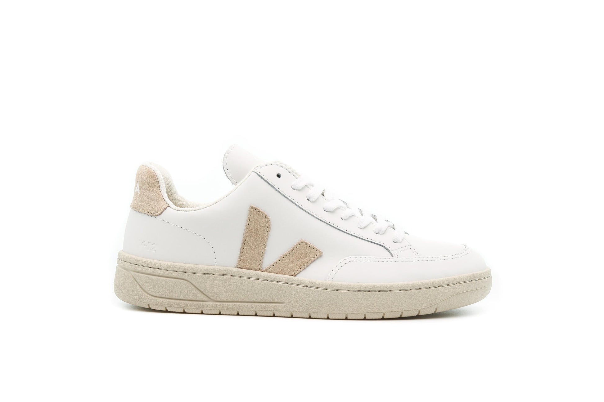 Exclusive Veja V-12 LEATHER "WHITE SABLE" — 4 — Front View