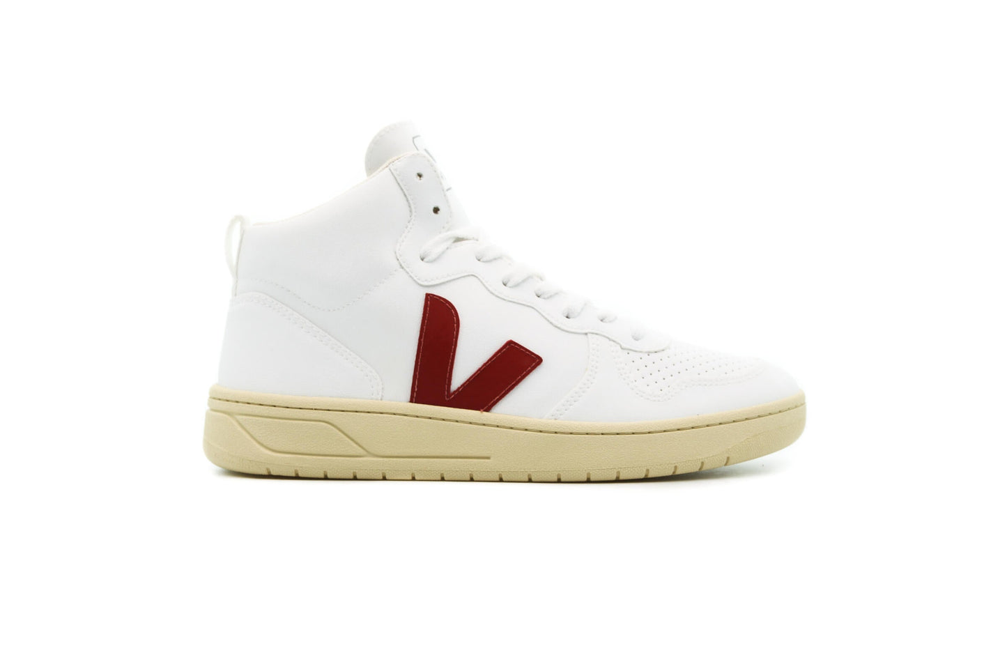Exclusive Veja V-15 — 4 — Front View