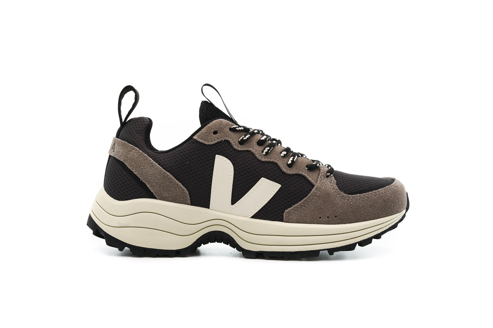 Exclusive Veja VENTURI "ALVEOMESH" — 4 — Front View