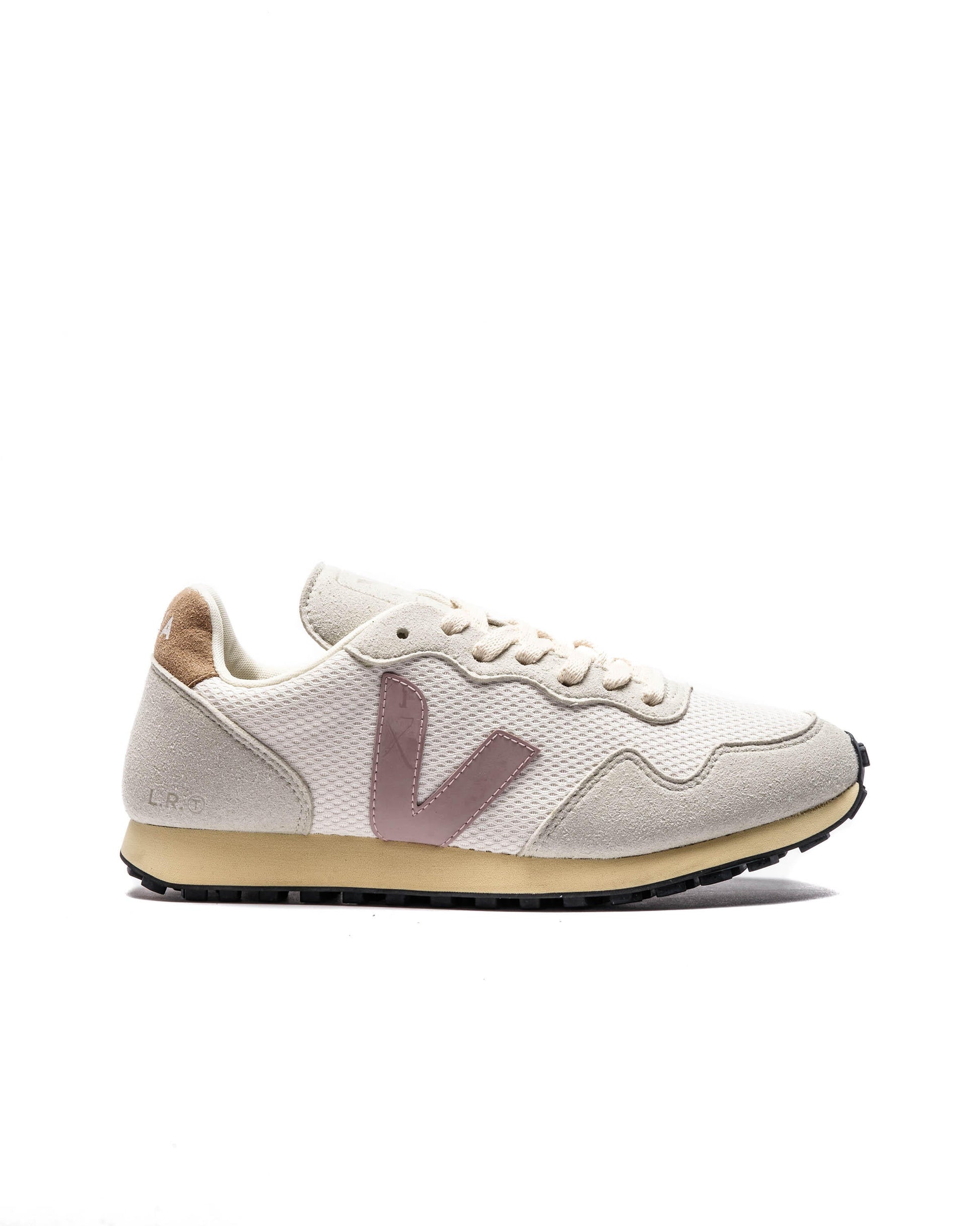 Exclusive Veja WMNS SDU — 4 — Front View