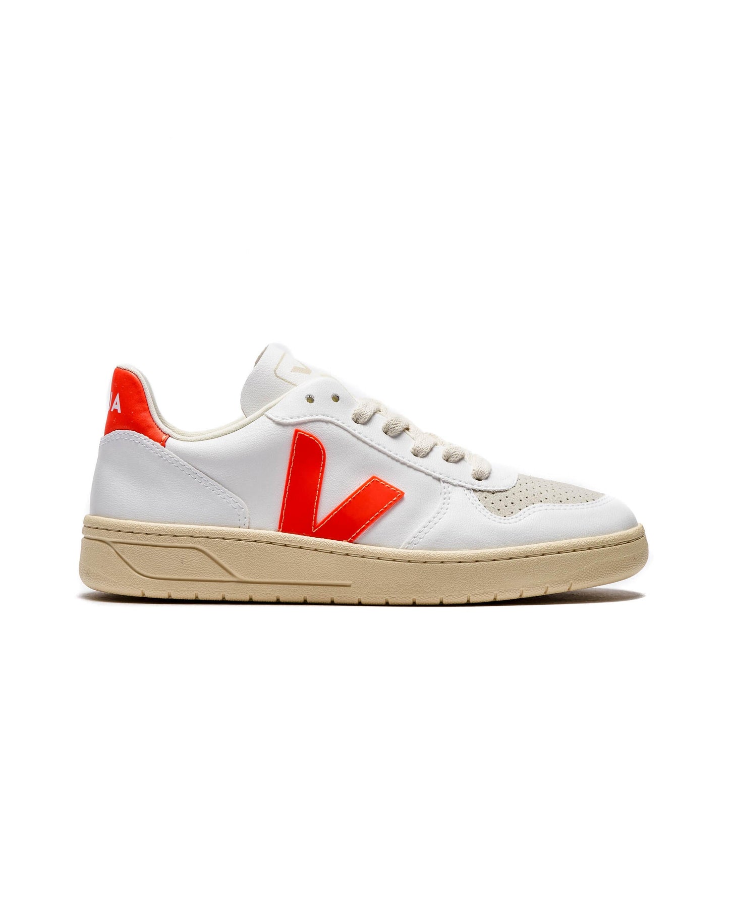 Exclusive Veja WMNS V-10 — 4 — Front View