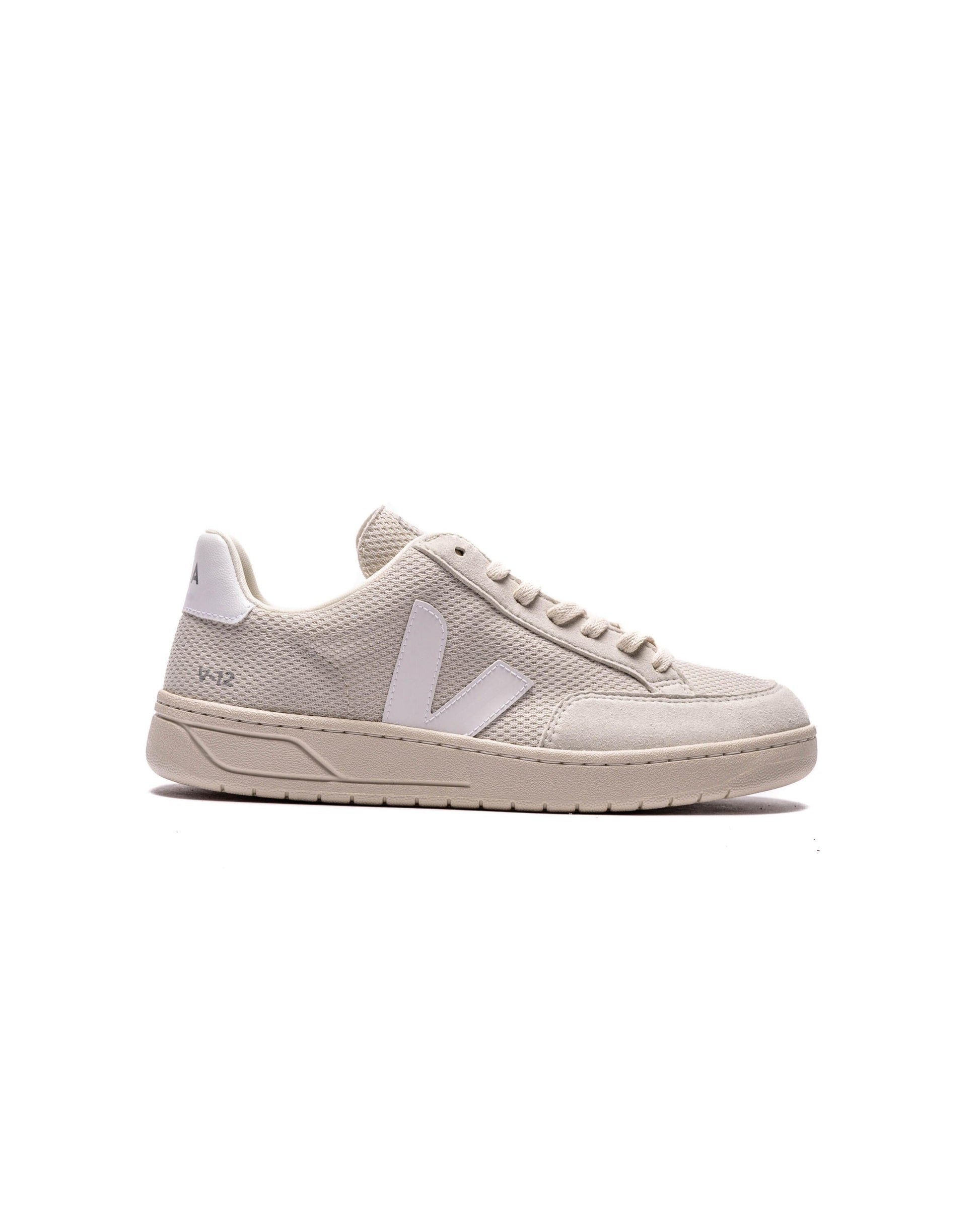 Exclusive Veja WMNS V-12 — 4 — Front View