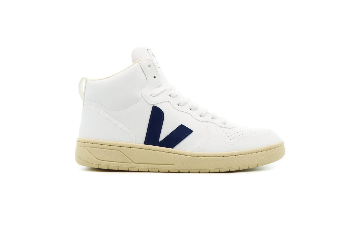 Exclusive Veja WMNS V-15 — 4 — Front View