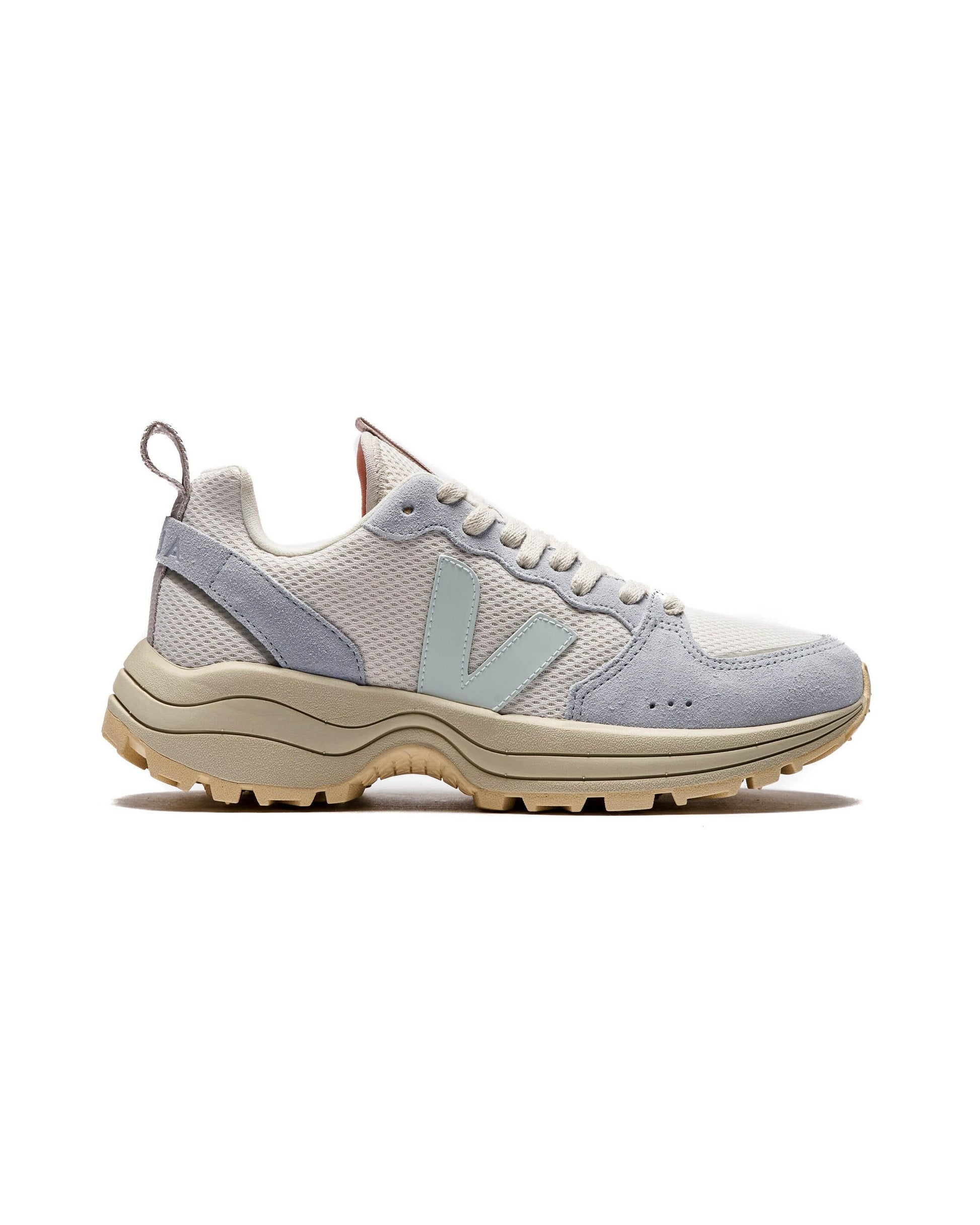 Exclusive Veja WMNS Venturi — 4 — Front View